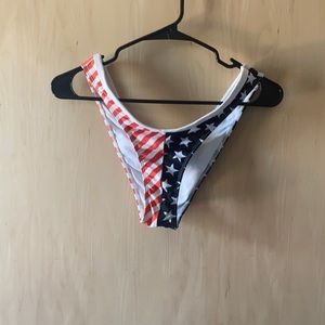 Minimale Animale High Cut Flag Bottoms
